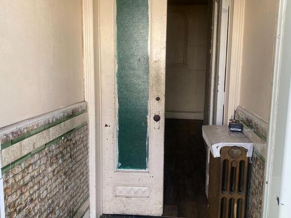 1512 W Glenwood Avenue, Philadelphia PA 19132