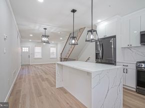 808 Fernon Street, Philadelphia PA 19148