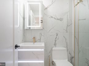 808 Fernon Street, Philadelphia PA 19148