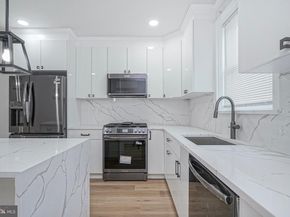 808 Fernon Street, Philadelphia PA 19148