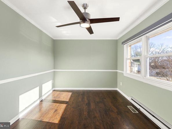 503 S Maple Court, Sterling VA 20164