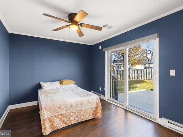 503 S Maple Court, Sterling VA 20164