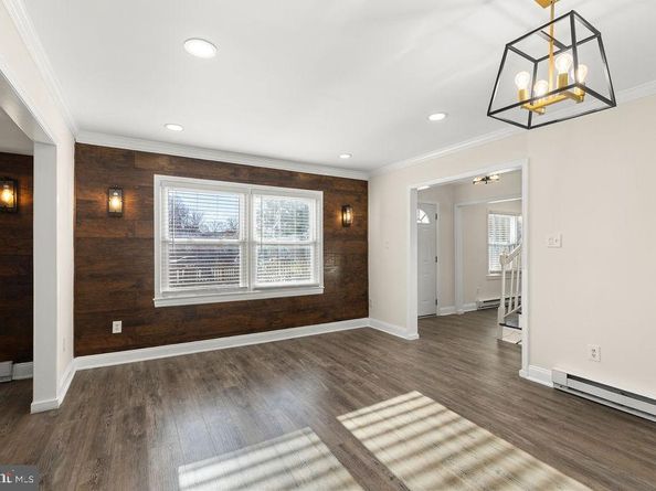 503 S Maple Court, Sterling VA 20164