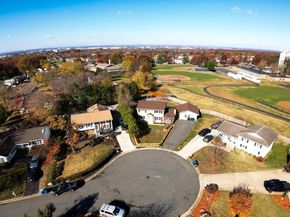 503 S Maple Court, Sterling VA 20164