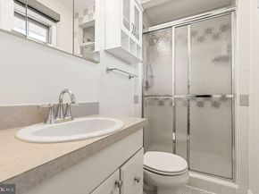 503 S Maple Court, Sterling VA 20164