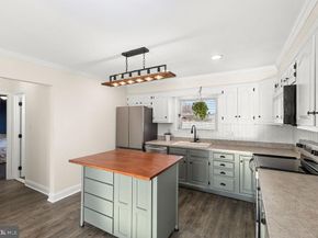 503 S Maple Court, Sterling VA 20164