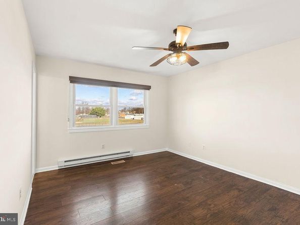 503 S Maple Court, Sterling VA 20164