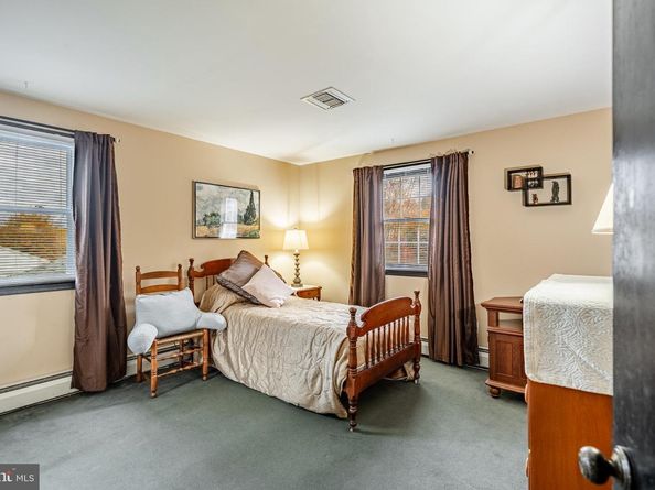 44 Shady Lawn Drive, Southampton PA 18966