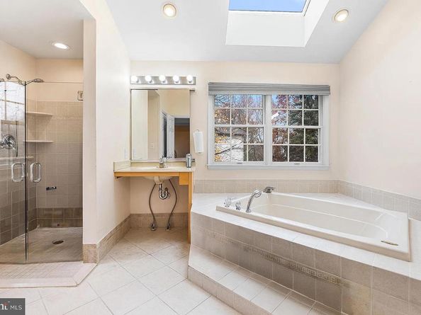 2000 Saint Andrews Drive, Berwyn PA 19312