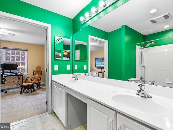 2000 Saint Andrews Drive, Berwyn PA 19312