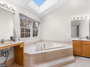 2000 Saint Andrews Drive, Berwyn PA 19312