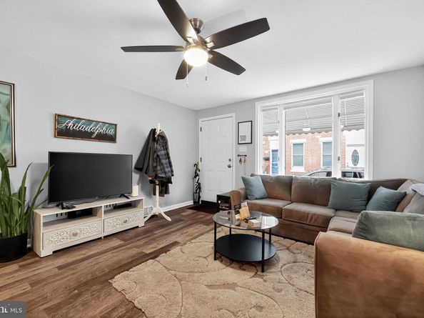 352 Tree Street, Philadelphia PA 19148