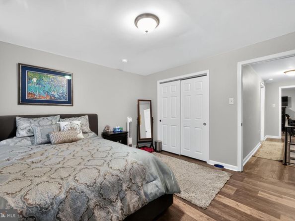 352 Tree Street, Philadelphia PA 19148