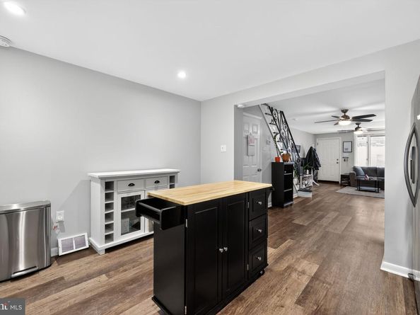 352 Tree Street, Philadelphia PA 19148