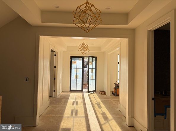 2231 N Tuckahoe Street, Falls Church VA 22043