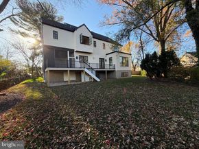 2231 N Tuckahoe Street, Falls Church VA 22043