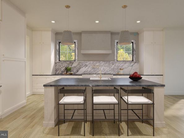 2231 N Tuckahoe Street, Falls Church VA 22043