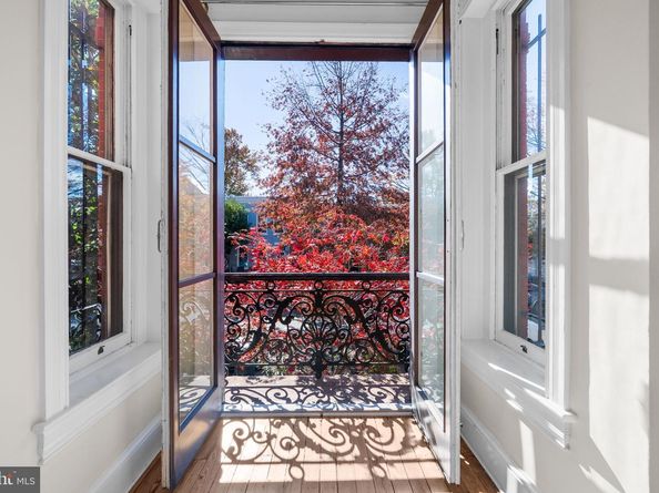 812 E Street SE, Washington DC 20003