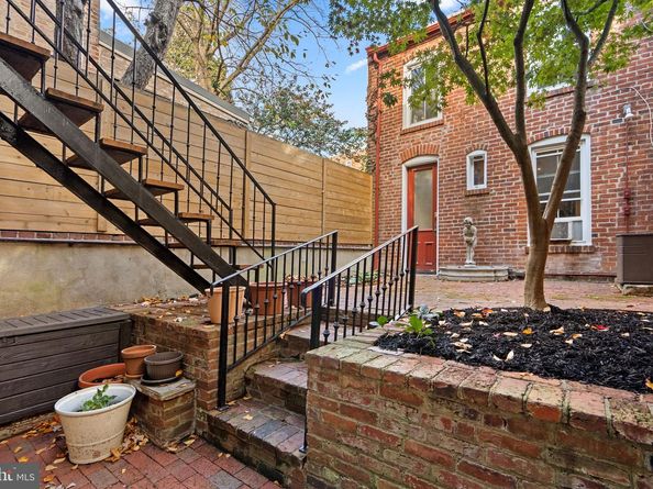 812 E Street SE, Washington DC 20003