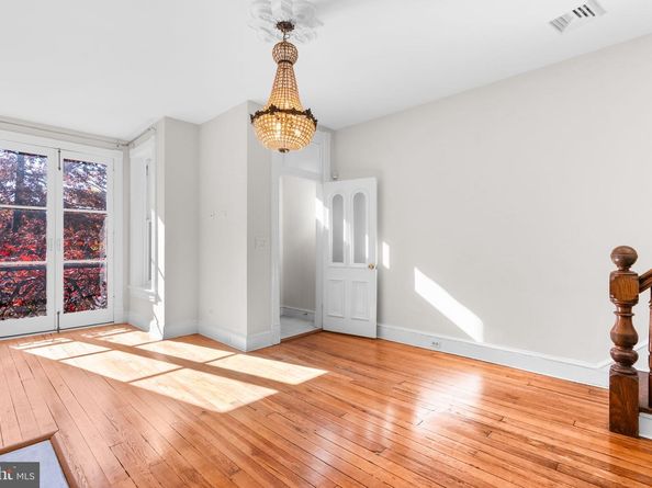 812 E Street SE, Washington DC 20003