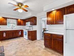 458 Lyceum Avenue, Philadelphia PA 19128