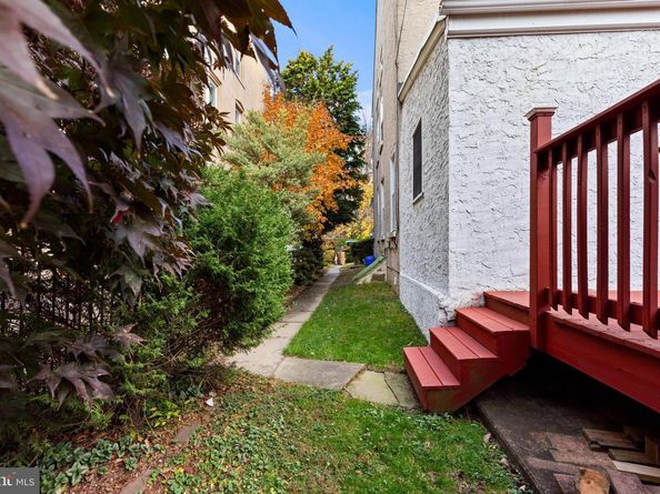 458 Lyceum Avenue, Philadelphia PA 19128