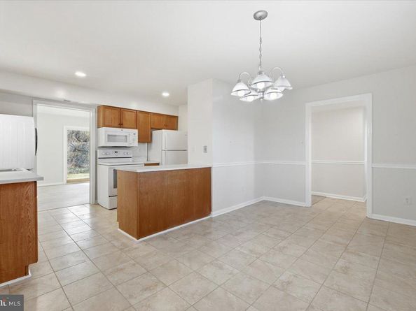 1023-A Margate Court, Sterling VA 20163