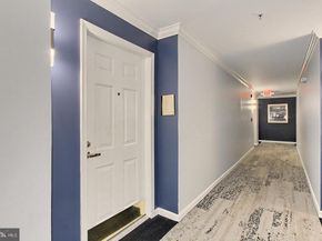 5108 Donovan Drive 404, Alexandria VA 22304