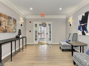 5108 Donovan Drive 404, Alexandria VA 22304