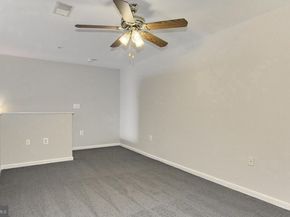 5108 Donovan Drive 404, Alexandria VA 22304