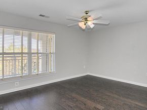 5108 Donovan Drive 404, Alexandria VA 22304