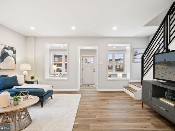 242 Willard Drive, Ridley Park PA 19078