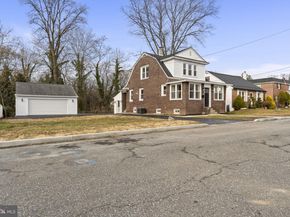 242 Willard Drive, Ridley Park PA 19078