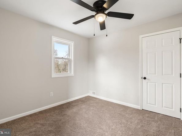 242 Willard Drive, Ridley Park PA 19078