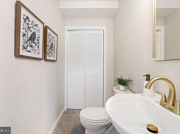 242 Willard Drive, Ridley Park PA 19078