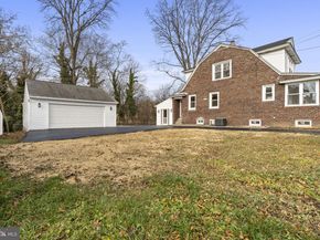 242 Willard Drive, Ridley Park PA 19078