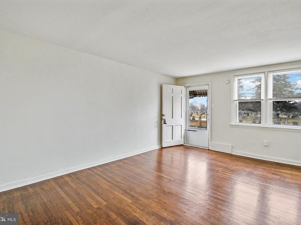 1246 Wycombe Avenue, Darby PA 19023