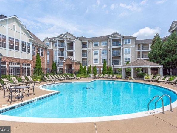 12953 Centre Park Circle 218, Herndon VA 20171