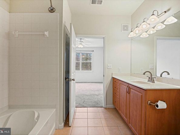 12953 Centre Park Circle 218, Herndon VA 20171