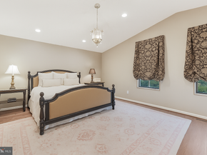 2 Piney Meetinghouse Court, Potomac MD 20854