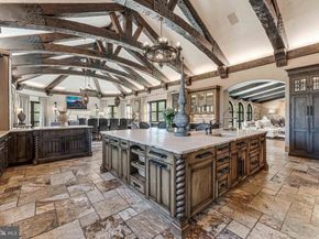 2 Piney Meetinghouse Court, Potomac MD 20854