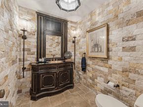 2 Piney Meetinghouse Court, Potomac MD 20854