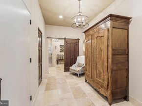 2 Piney Meetinghouse Court, Potomac MD 20854