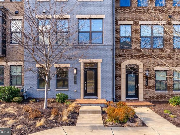 13208 Woodland Park Road, Herndon VA 20171