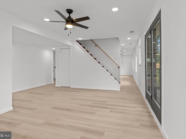 35 Thimbleberry Lane, Levittown PA 19054