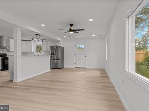 35 Thimbleberry Lane, Levittown PA 19054