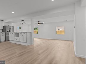 35 Thimbleberry Lane, Levittown PA 19054