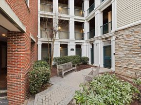2301 25TH Street S 4306, Arlington VA 22206