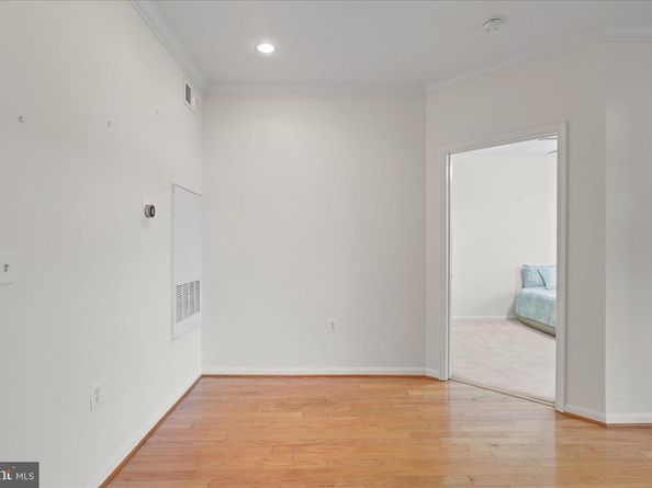 2301 25TH Street S 4306, Arlington VA 22206