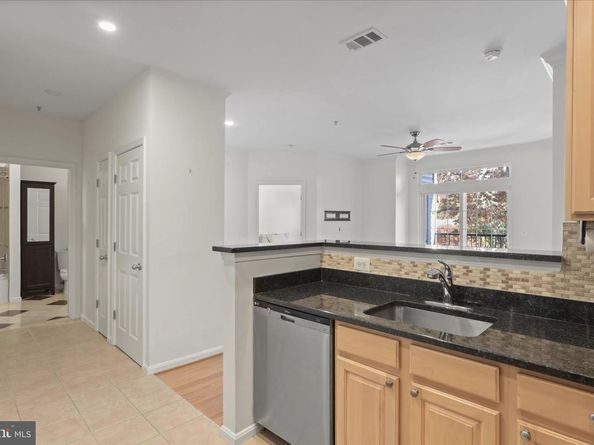 2301 25TH Street S 4306, Arlington VA 22206